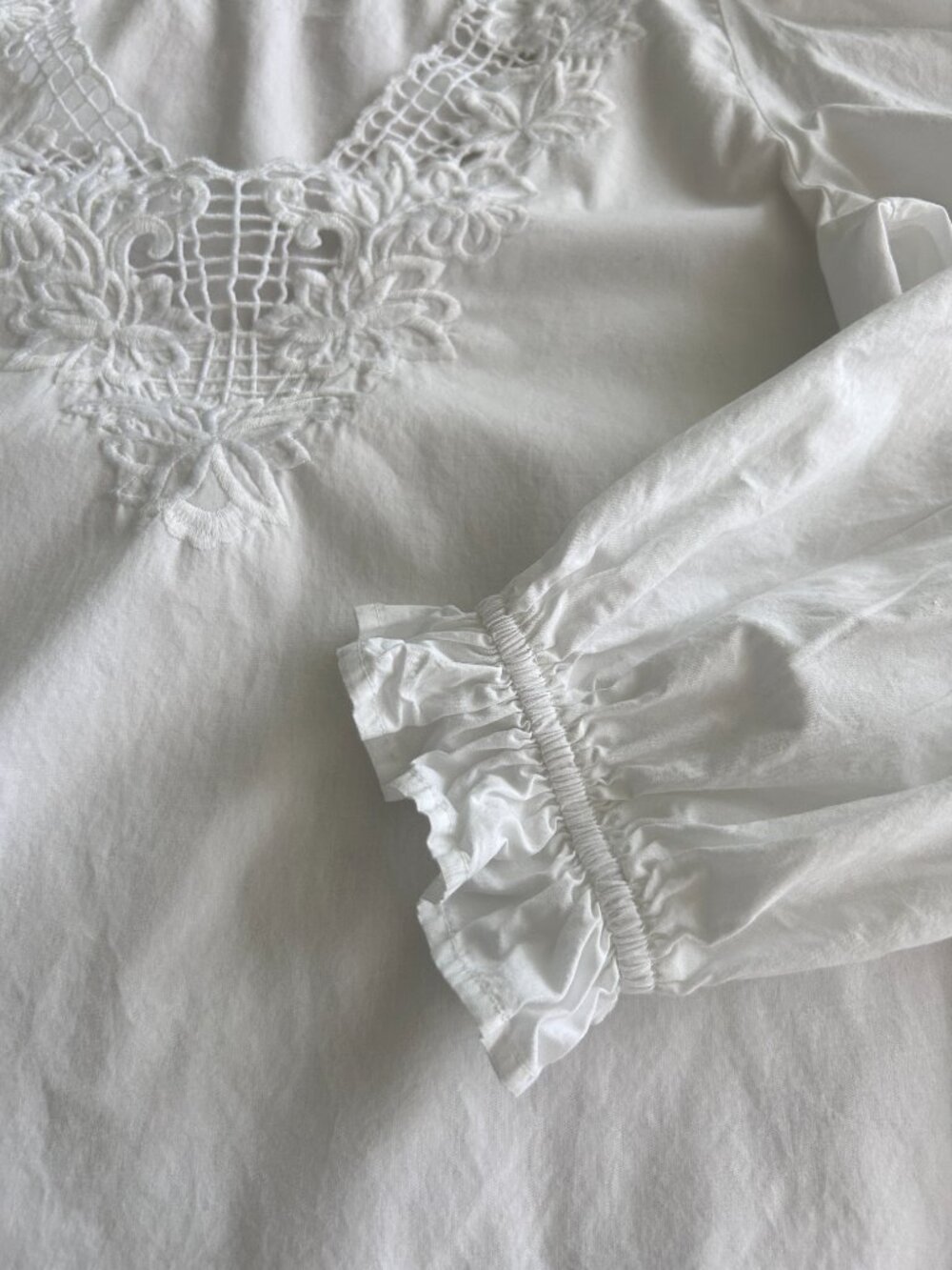 J. Crew White Floral Lace V-Neck Long Sleeve Blouse/Top/Shirt Cotton Size Small - Picture 4 of 7